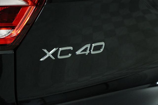 new 2025 Volvo XC40 car, priced at $46,035