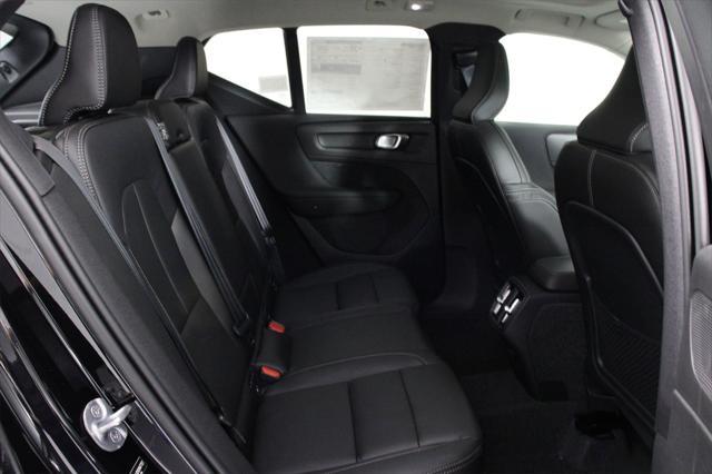 new 2025 Volvo XC40 car, priced at $46,035