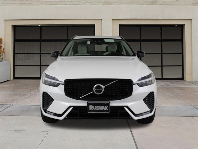 new 2025 Volvo XC60 car, priced at $66,025