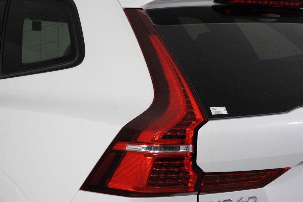 new 2025 Volvo XC60 car, priced at $39,095