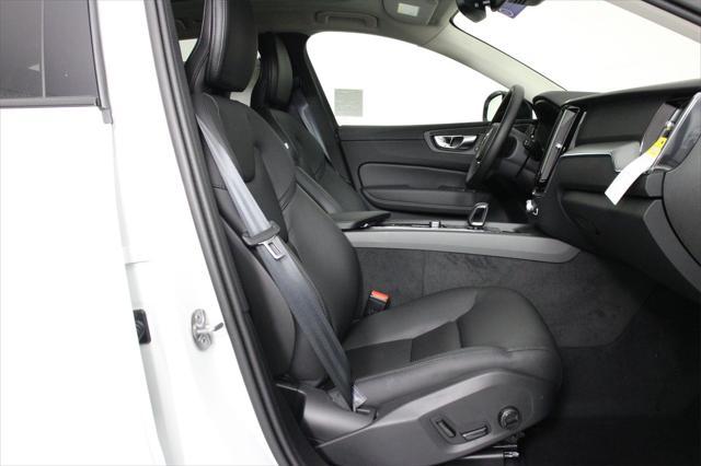 new 2025 Volvo XC60 car, priced at $49,095
