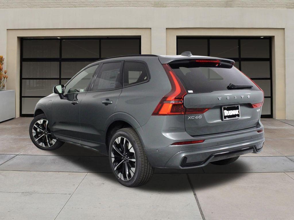 new 2026 Volvo XC60 Plug-In Hybrid car, priced at $68,690
