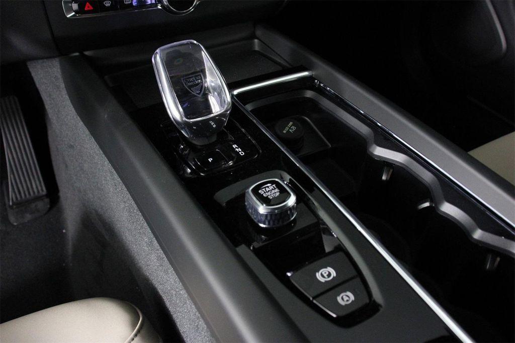 new 2026 Volvo XC60 Plug-In Hybrid car, priced at $68,690