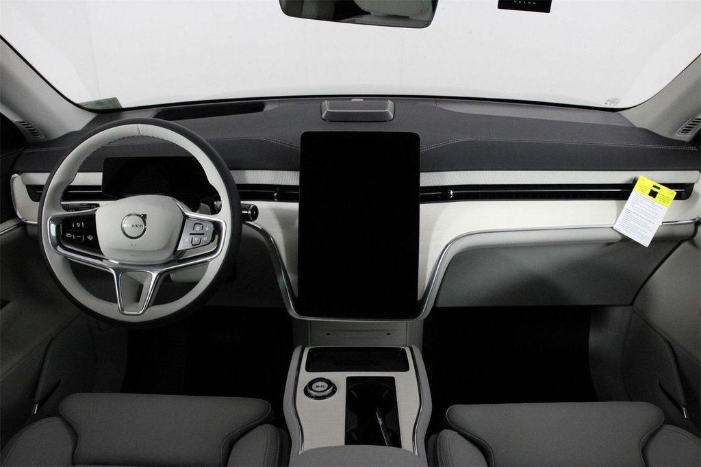 new 2025 Volvo EX90 car, priced at $89,595