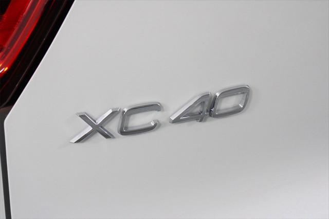 new 2025 Volvo XC40 car, priced at $46,015