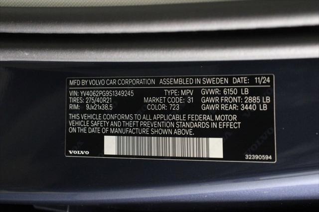 new 2025 Volvo XC90 car, priced at $72,715