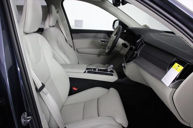 new 2025 Volvo XC90 car, priced at $72,715