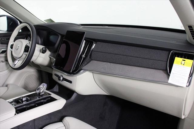 new 2025 Volvo XC90 car, priced at $72,715