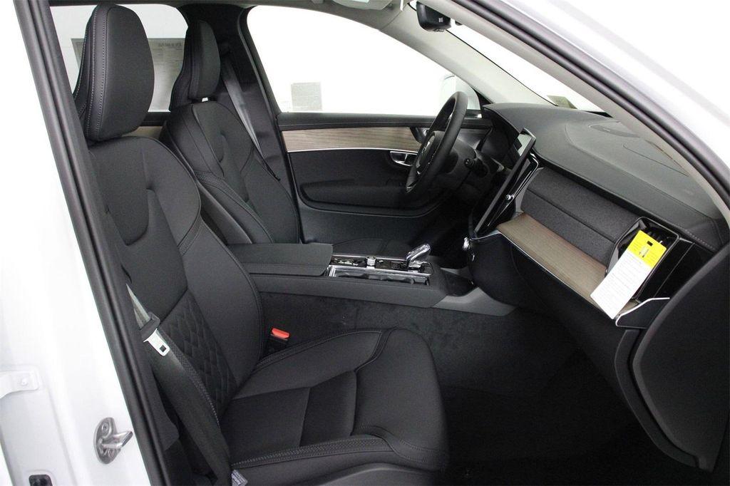 new 2025 Volvo XC90 car, priced at $68,245