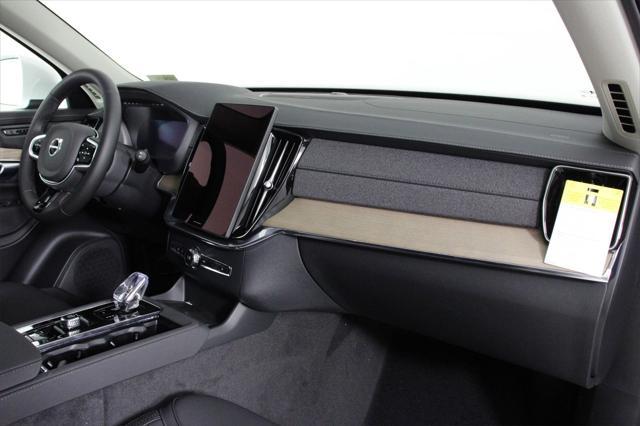 new 2025 Volvo XC90 car, priced at $68,245