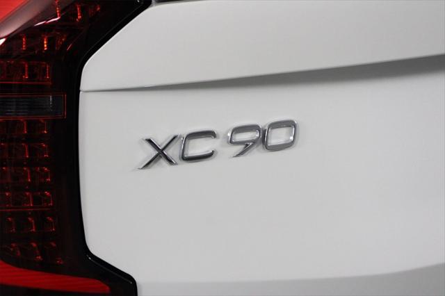 new 2025 Volvo XC90 car, priced at $68,245