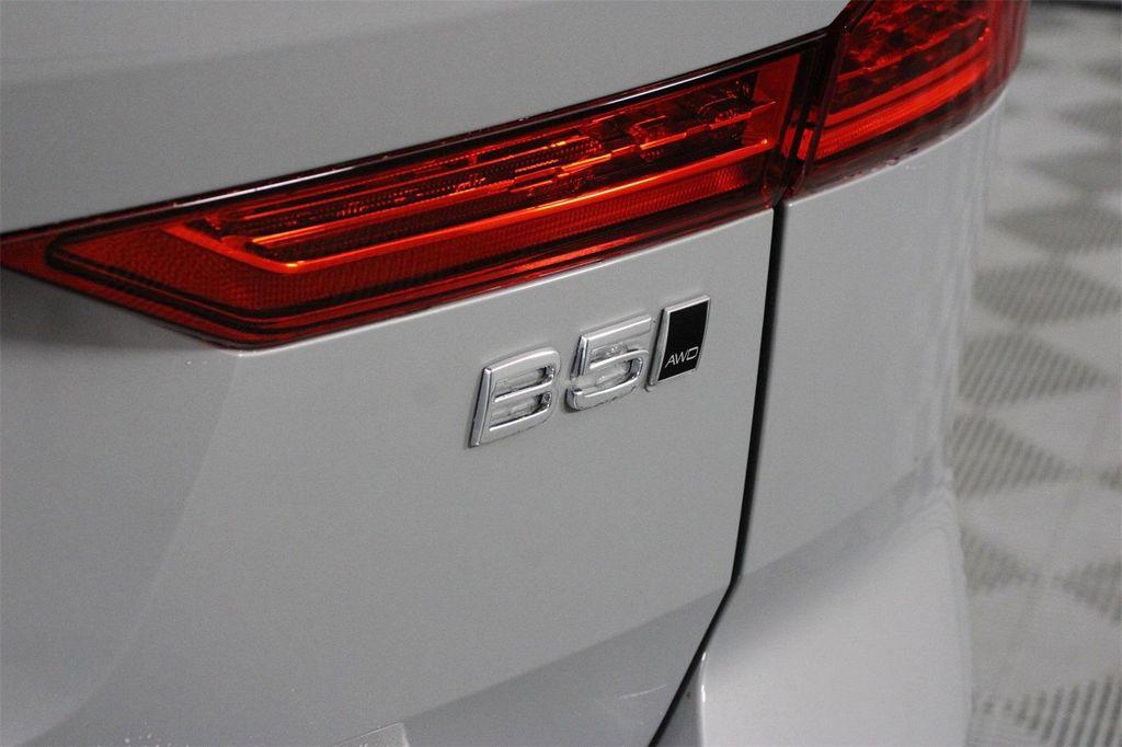 used 2025 Volvo XC60 car, priced at $48,098
