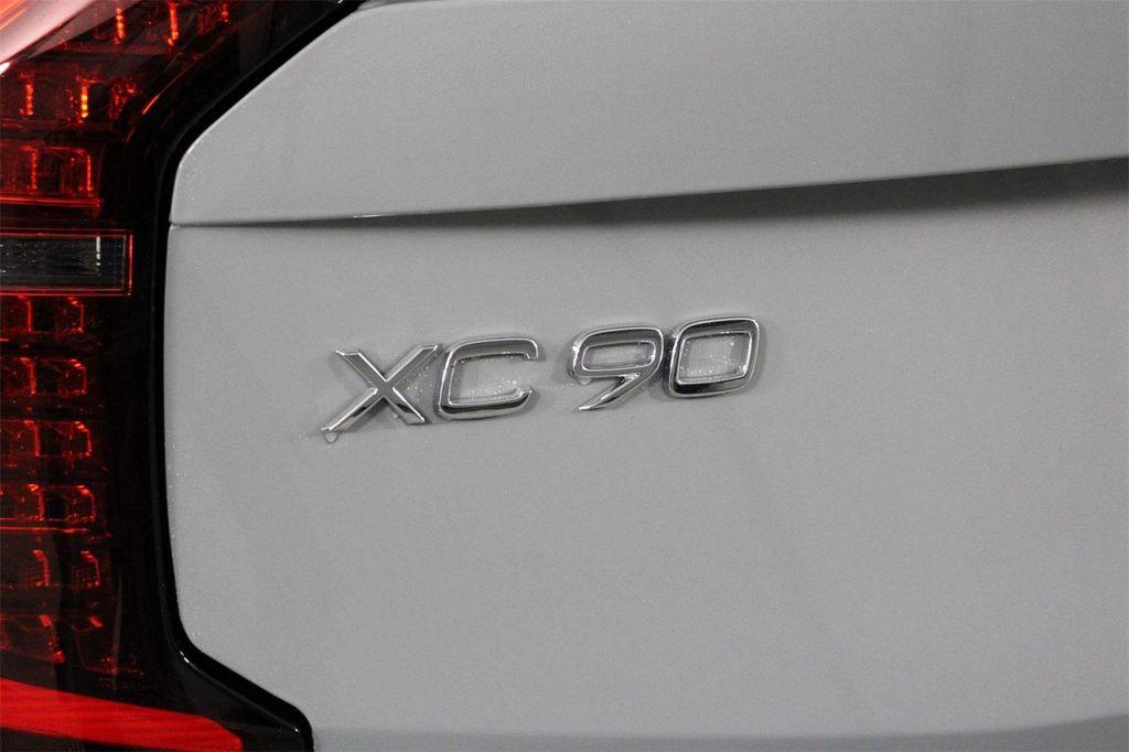 new 2026 Volvo XC90 Plug-In Hybrid car, priced at $80,945