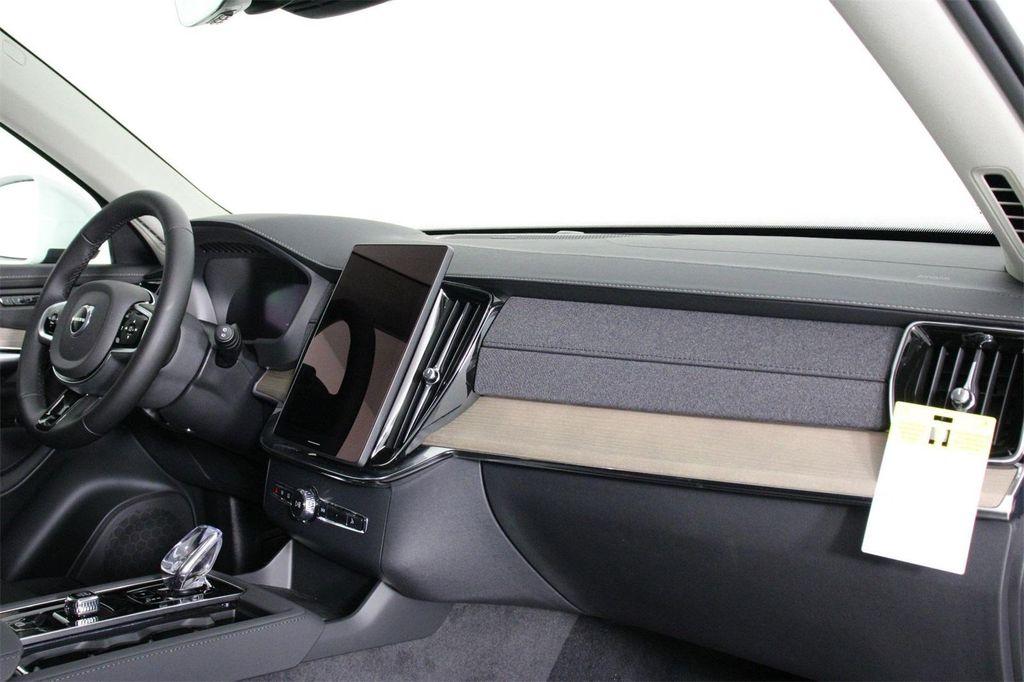 new 2025 Volvo XC90 Plug-In Hybrid car, priced at $78,805