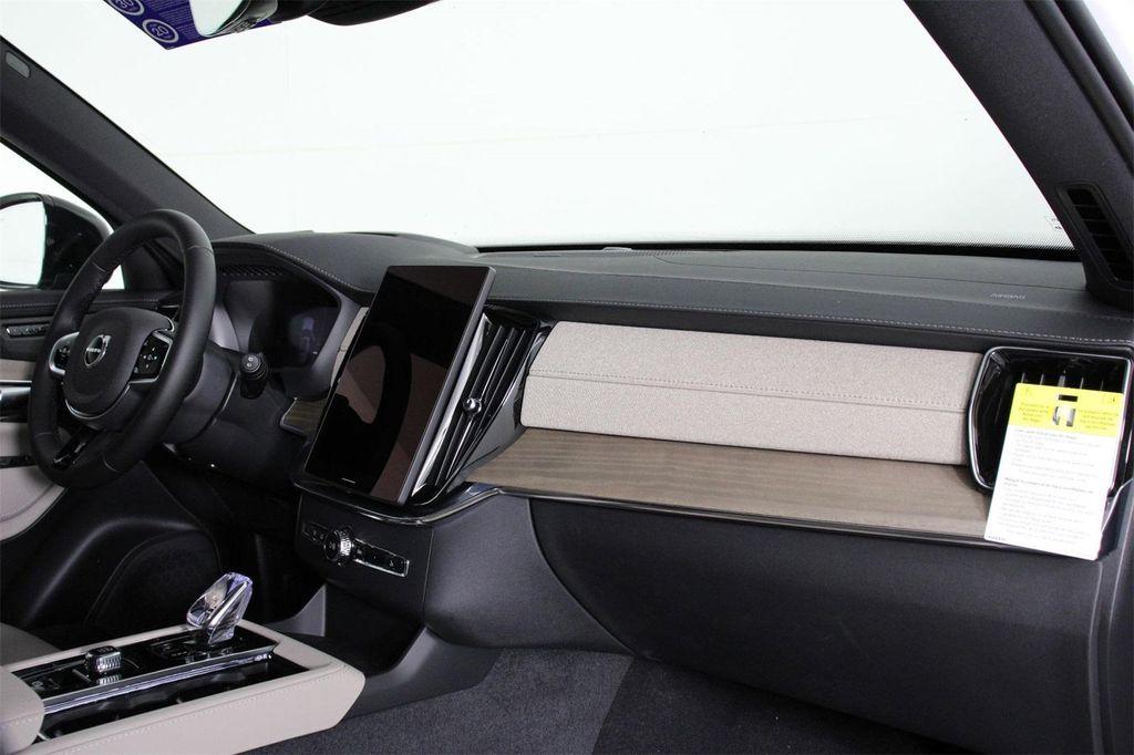 new 2026 Volvo XC90 car, priced at $75,535
