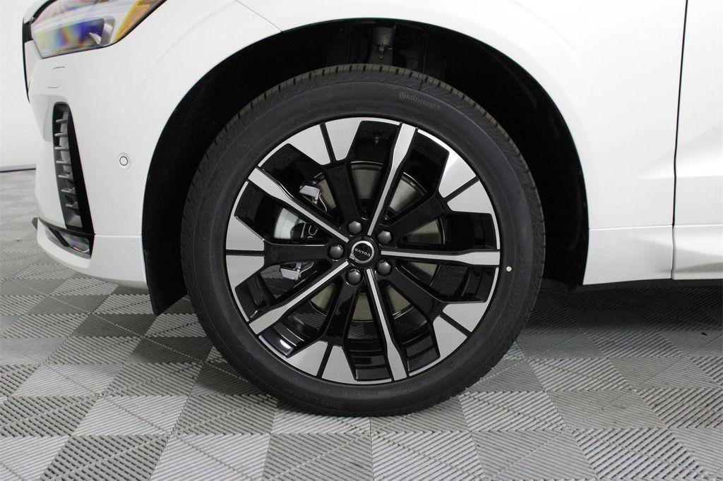 new 2026 Volvo XC60 car, priced at $58,815