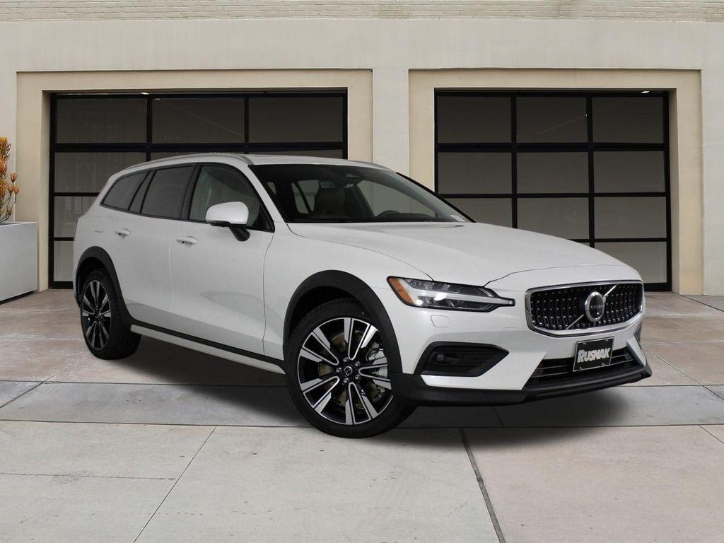 new 2026 Volvo V60 Cross Country car, priced at $61,070
