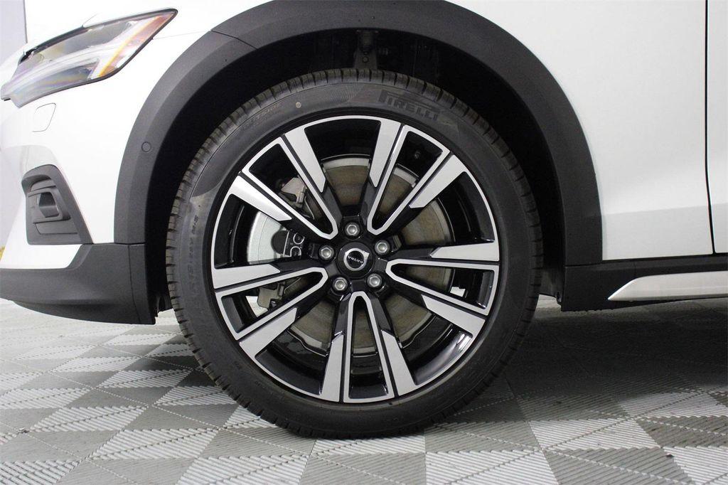 new 2026 Volvo V60 Cross Country car, priced at $61,070