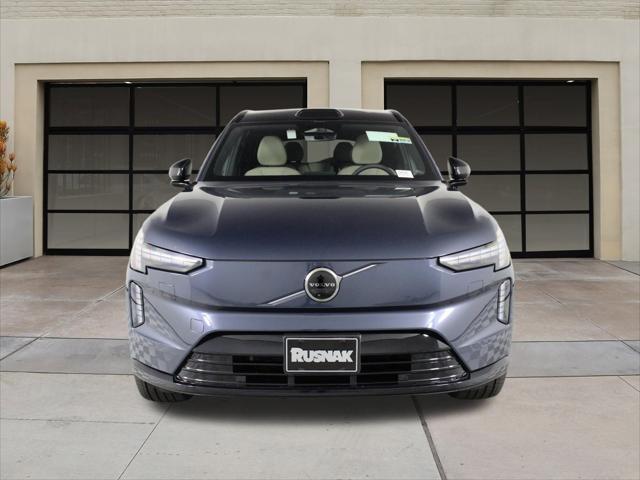 new 2025 Volvo EX90 car, priced at $82,090