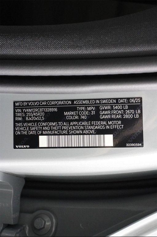 new 2026 Volvo XC60 car, priced at $57,985