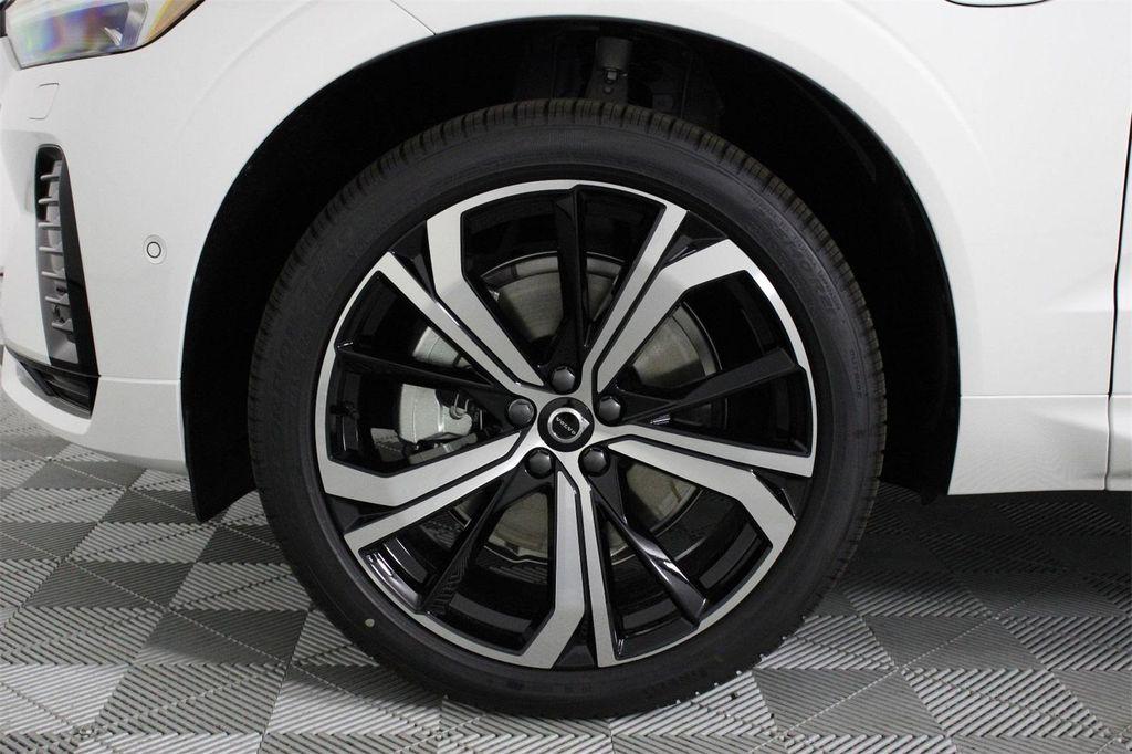 new 2025 Volvo XC60 Plug-In Hybrid car, priced at $71,510