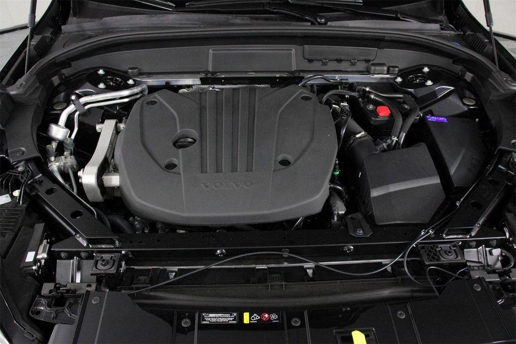 new 2026 Volvo XC60 car, priced at $56,395