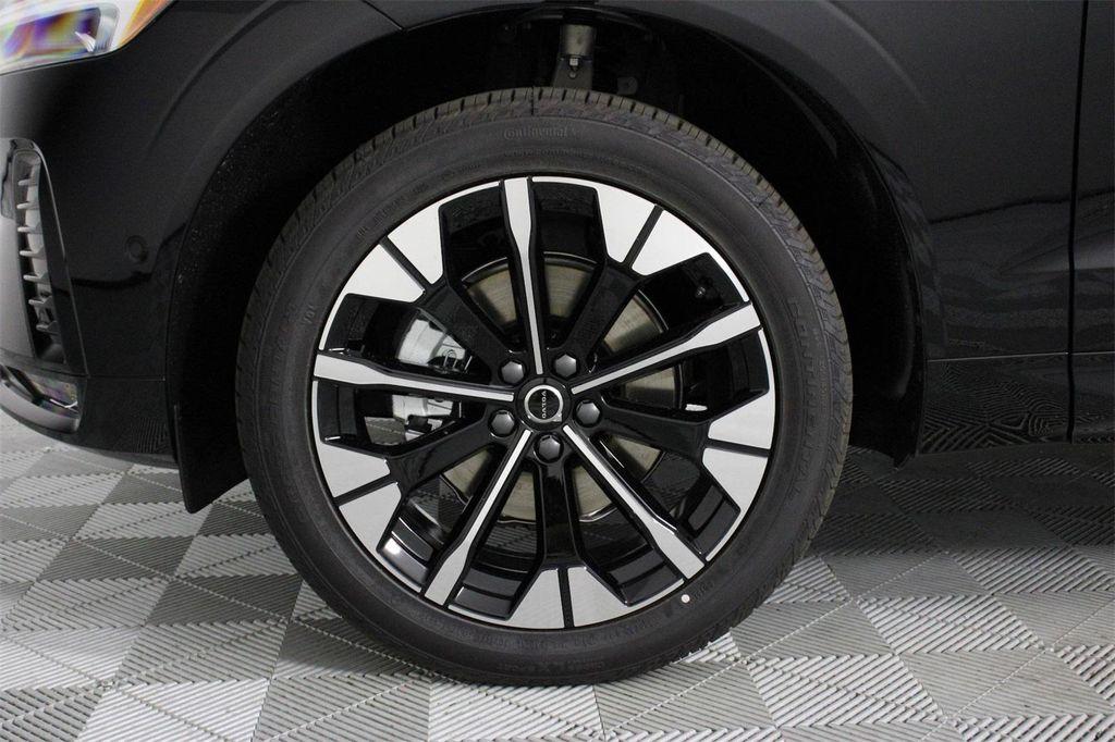 new 2026 Volvo XC60 car, priced at $56,395