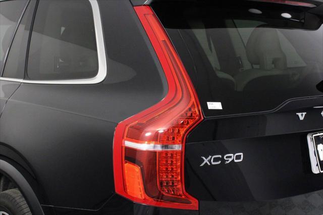 used 2022 Volvo XC90 Recharge Plug-In Hybrid car, priced at $45,995