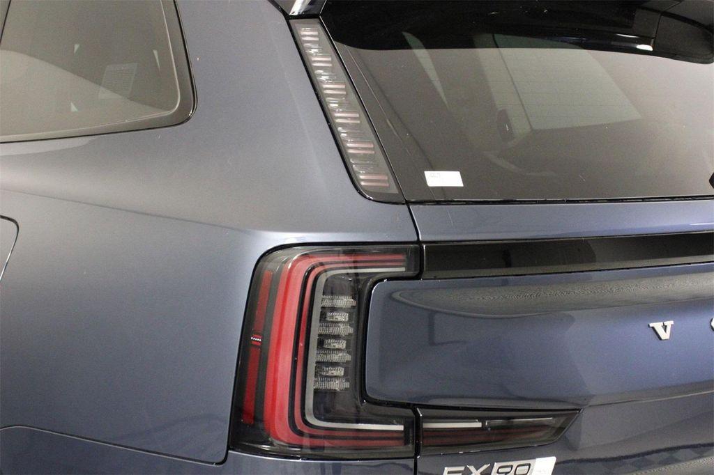 new 2025 Volvo EX90 car, priced at $94,885