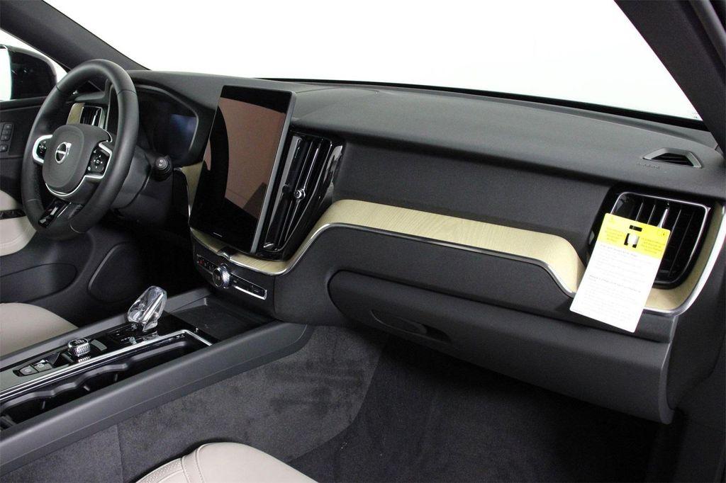 new 2026 Volvo XC60 Plug-In Hybrid car, priced at $69,285