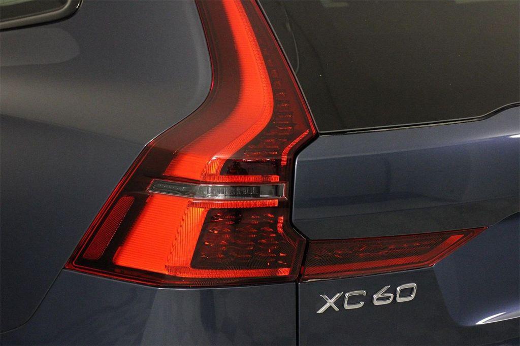 new 2026 Volvo XC60 Plug-In Hybrid car, priced at $69,285