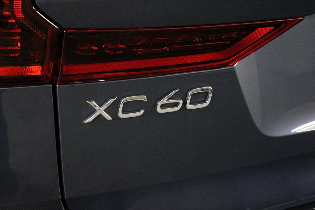 new 2026 Volvo XC60 Plug-In Hybrid car, priced at $69,285