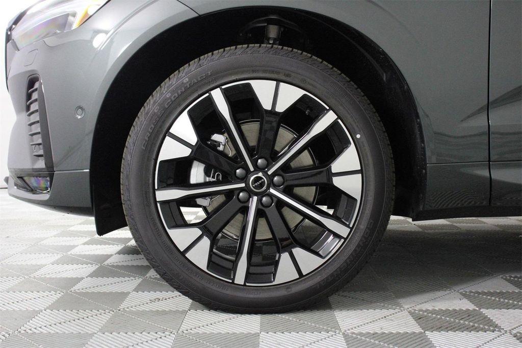 new 2026 Volvo XC60 car, priced at $58,815