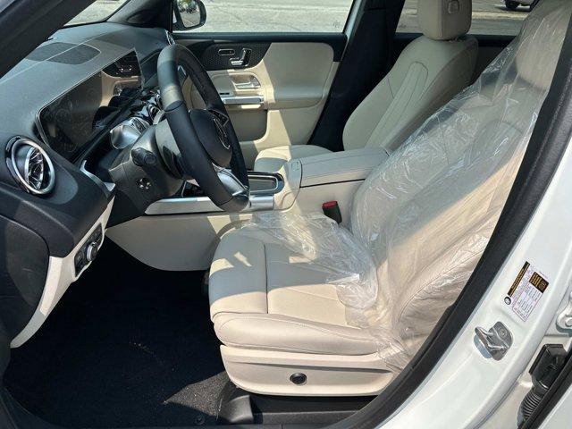 new 2025 Mercedes-Benz GLB 250 car, priced at $49,595