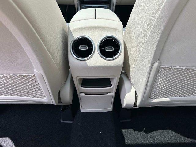 new 2025 Mercedes-Benz GLB 250 car, priced at $53,590