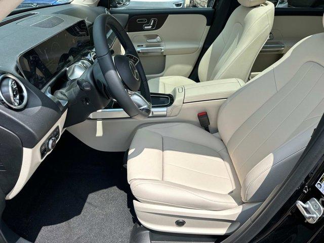 new 2025 Mercedes-Benz GLB 250 car, priced at $53,590