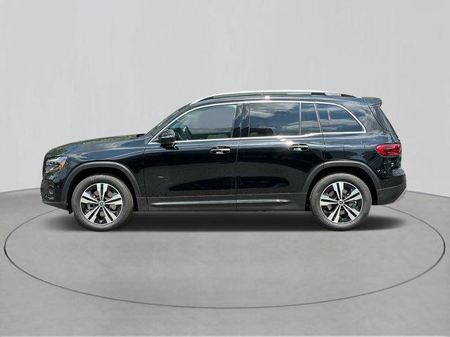 new 2025 Mercedes-Benz GLB 250 car, priced at $53,590