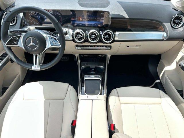 new 2025 Mercedes-Benz GLB 250 car, priced at $53,590
