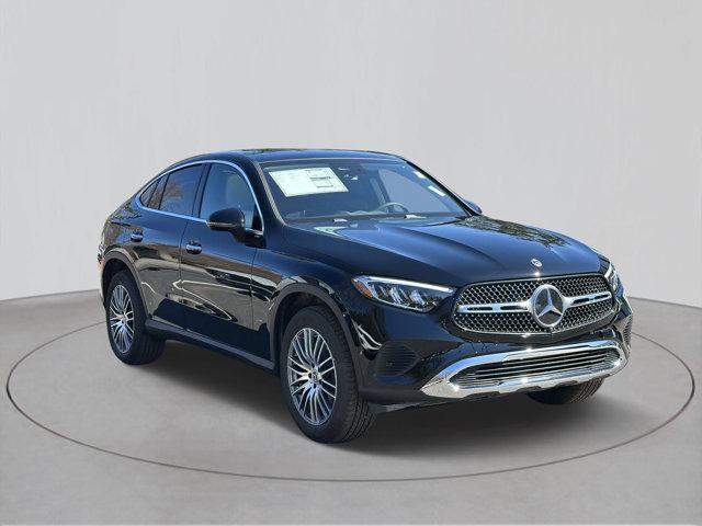 new 2025 Mercedes-Benz GLC 300 car, priced at $60,935