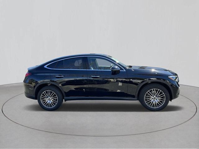 new 2025 Mercedes-Benz GLC 300 car, priced at $60,935