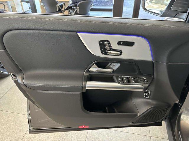 new 2025 Mercedes-Benz GLA 250 car, priced at $50,620