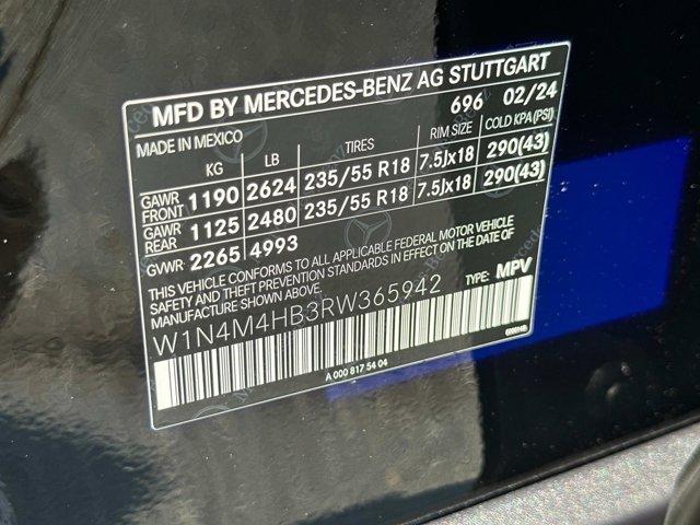 used 2024 Mercedes-Benz GLB 250 car, priced at $42,000