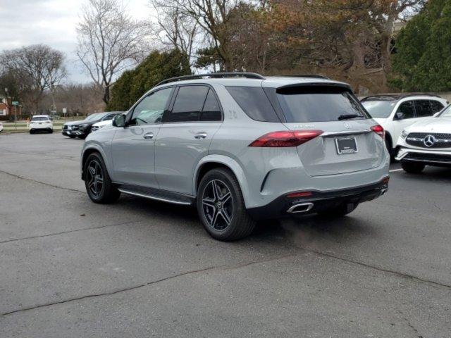 new 2024 Mercedes-Benz GLE 450 car, priced at $83,935