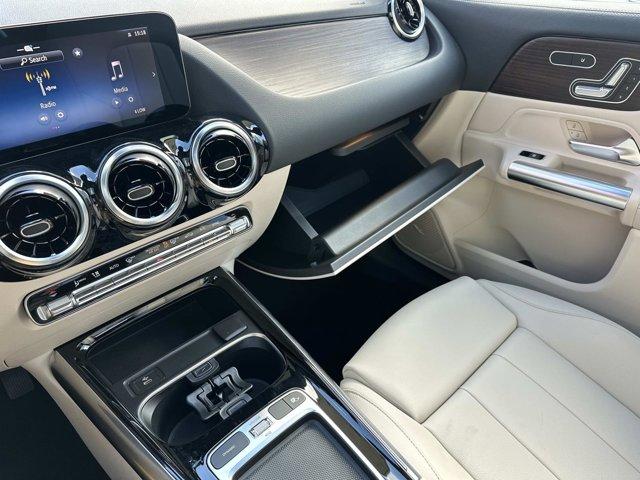 new 2026 Mercedes-Benz GLA 250 car, priced at $47,915