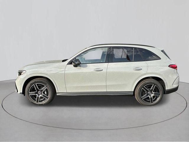 new 2025 Mercedes-Benz GLC 300 car, priced at $62,315