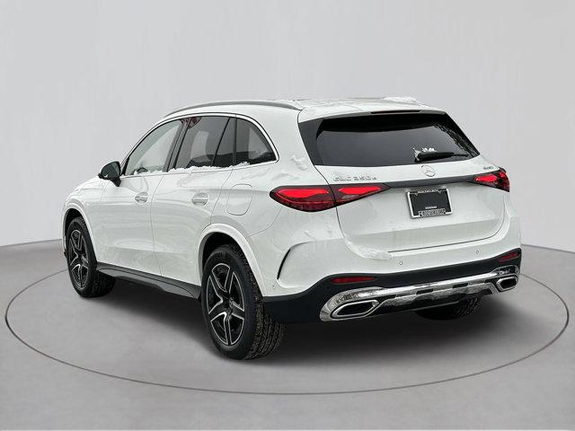 new 2025 Mercedes-Benz GLC 350e car, priced at $68,550