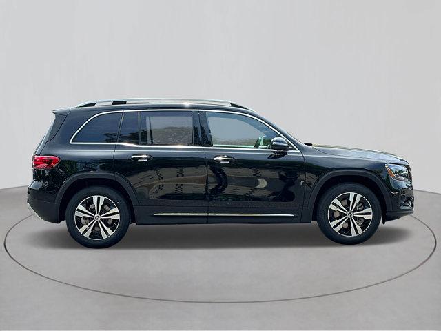 new 2025 Mercedes-Benz GLB 250 car, priced at $49,595