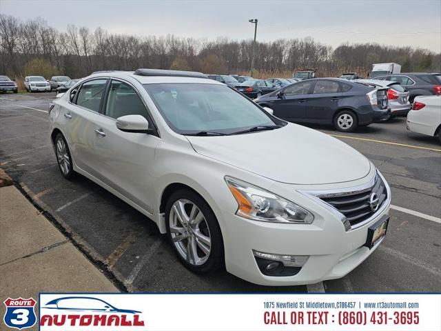used 2015 Nissan Altima car, priced at $13,999