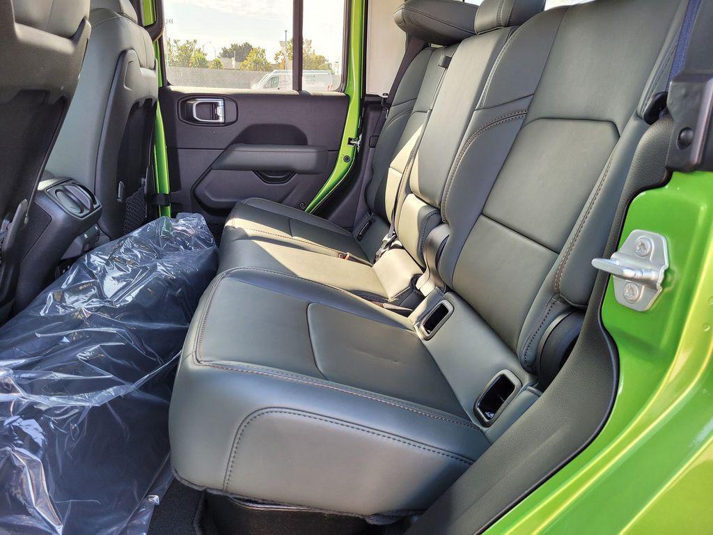 new 2025 Jeep Gladiator car, priced at $52,995