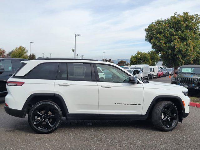 used 2023 Jeep Grand Cherokee car, priced at $39,995